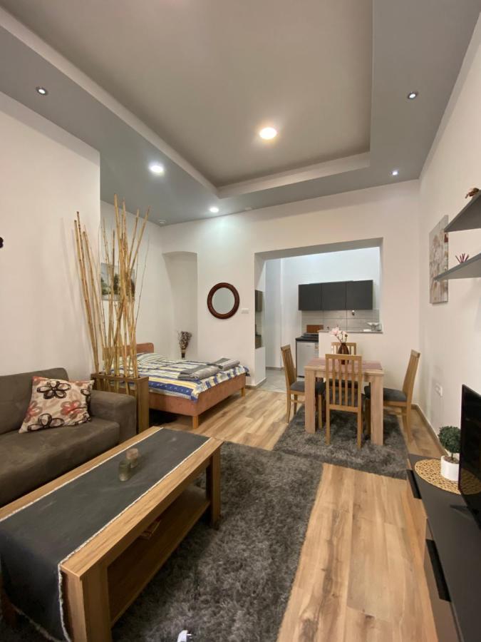 Apartment Neno 2 트레빈예 외부 사진